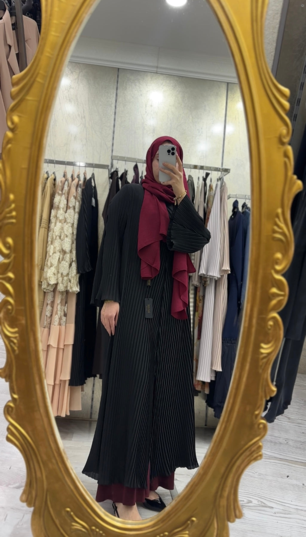 Pieef Piliseli Abaya